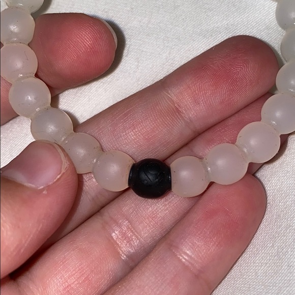 Live Lokai original bracelet - Like New! - Picture 2 of 3